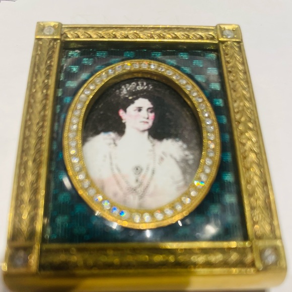 Faberge Collection Green Enamel Miniature Picture Frame - Picture 3 of 5